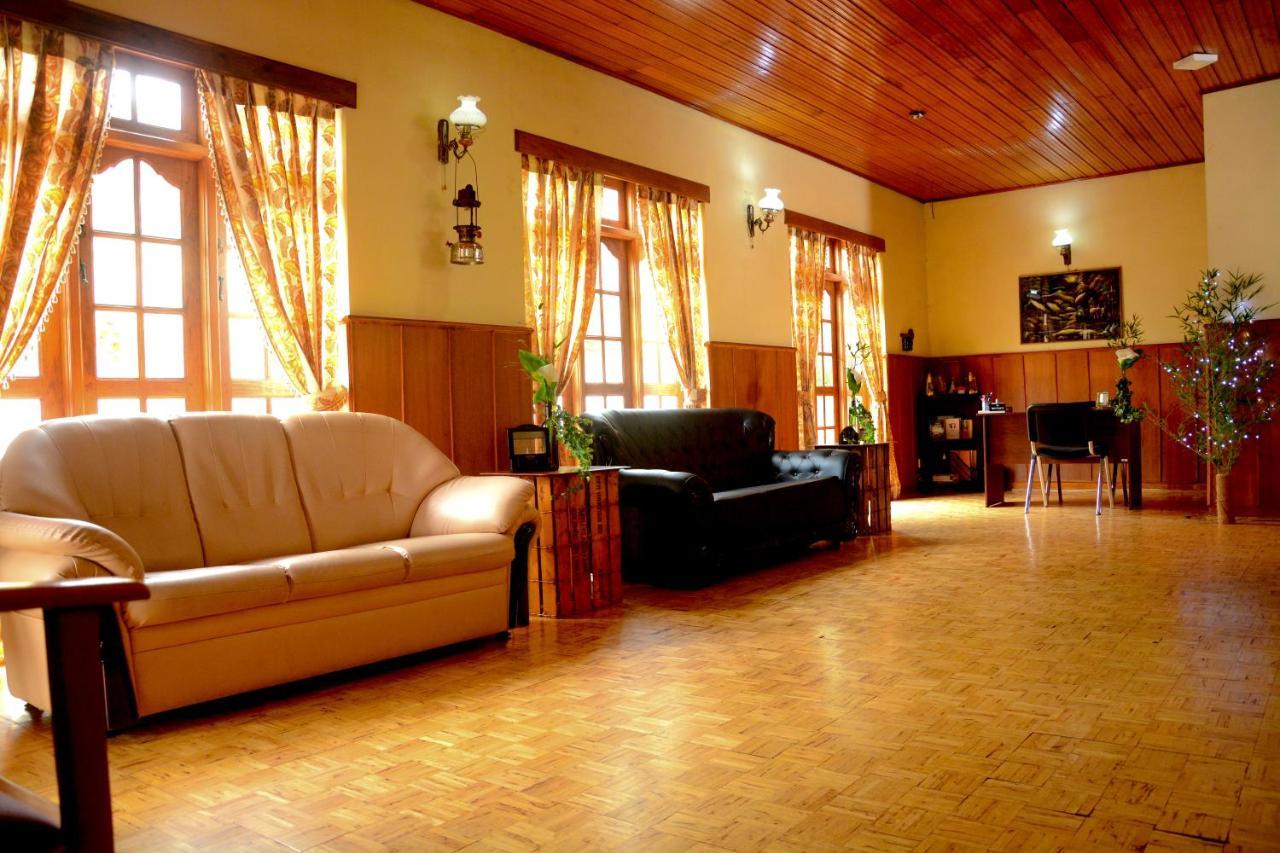 Bed and Breakfast The West Gate Bungalow Nuwara Eliya Zewnętrze zdjęcie