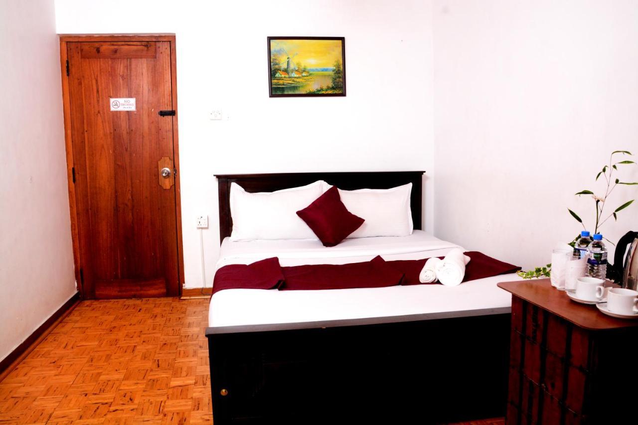 Bed and Breakfast The West Gate Bungalow Nuwara Eliya Zewnętrze zdjęcie